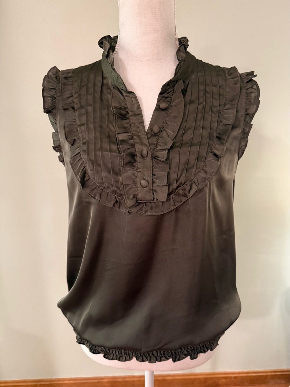Forever 21 Olive Green Ruffled Pintuck Sleeveless Blouse